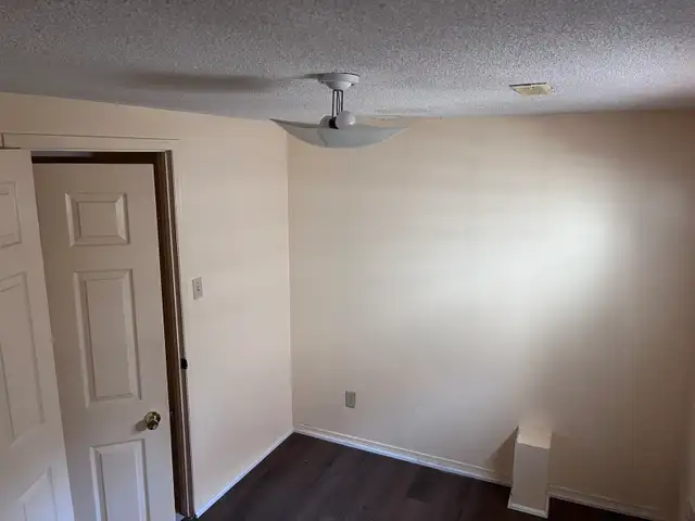 Legal basement for rent - Photo 8