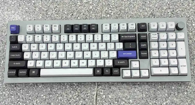 Keychron Q5 Keyboard - Photo 4