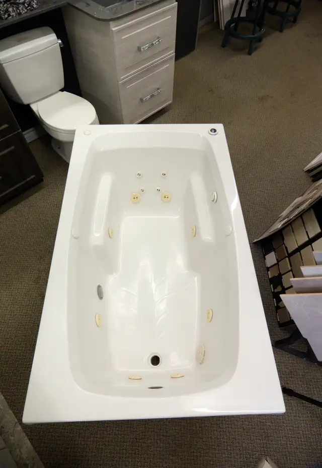 Tubco Super Jacuzzi-Display Model for sale - Photo 8
