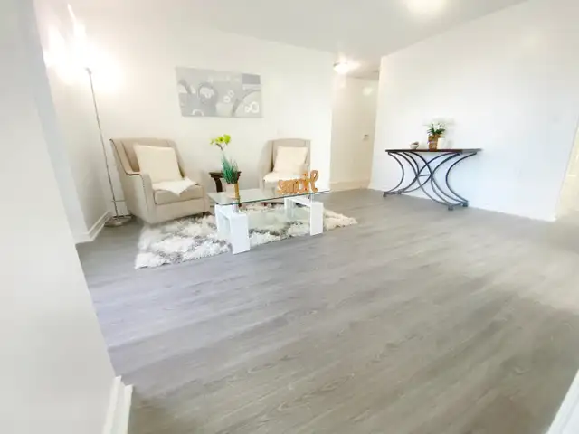 2 bed room condo for sale yonng / finch north york - Photo 4