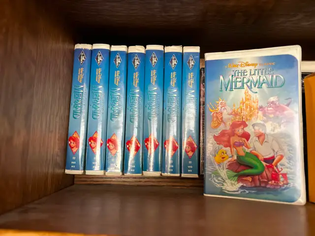 8 Disney The Little Mermaid VHS Rare Banned Cover Black Diamond
