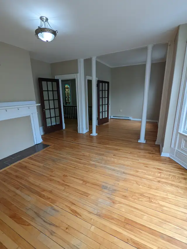 262 King St East - 4BR Uptown, H L incl, Parking, W/D, Balcony - Photo 14