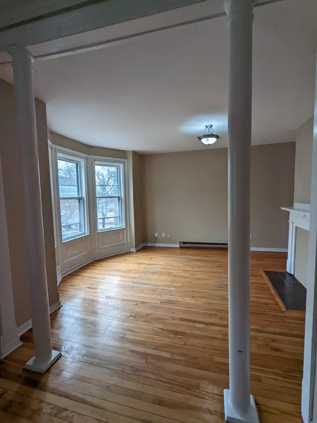 262 King St East - 4BR Uptown, H L incl, Parking, W/D, Balcony - Photo 19