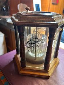 DUCKS UNLIMITED COLLECTABLE CANDLE HOLDER OAK LANTREN