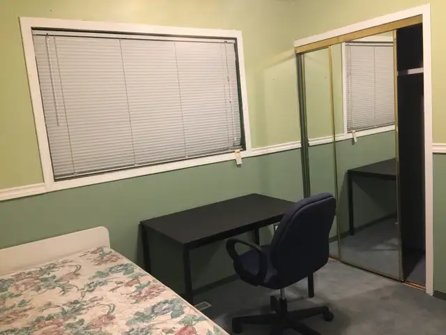 Room for rent near LRT station - Photo 2