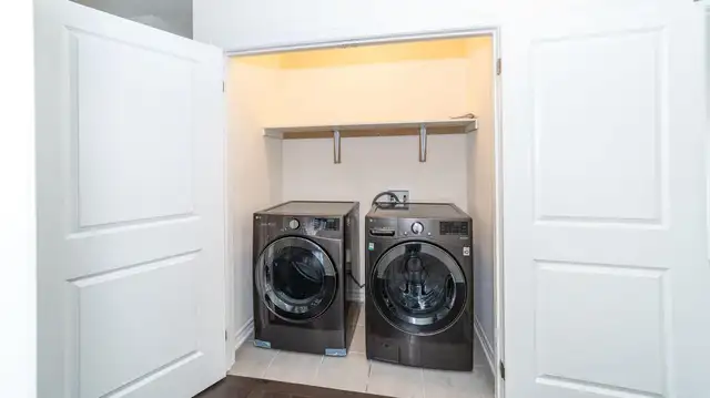 House for lease - Photo 2