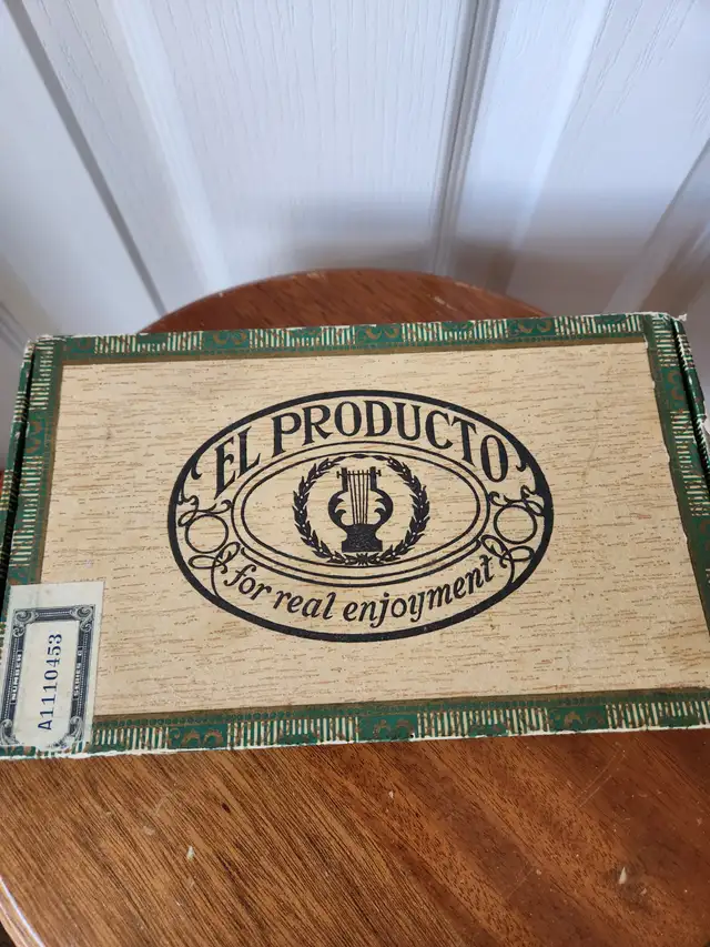 Vintage cigar boxes - Photo 3