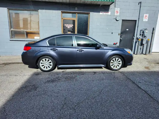 2011 Subaru Legacy   certified - Photo 4