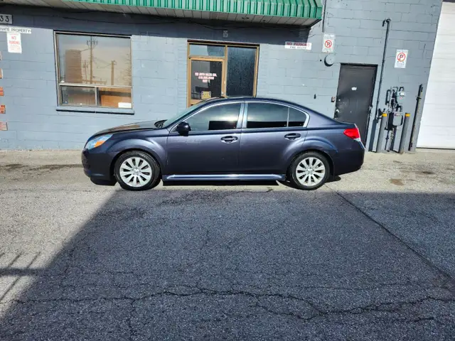 2011 Subaru Legacy   certified - Photo 5