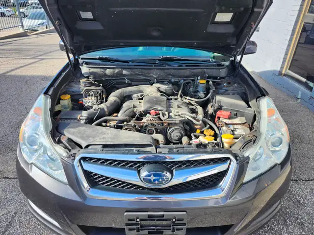 2011 Subaru Legacy   certified - Photo 9