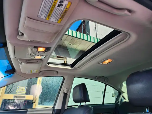 2011 Subaru Legacy   certified - Photo 17