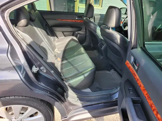 2011 Subaru Legacy   certified - Photo 20