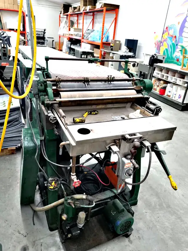 Stokes & Smith Model 405 Manual Sheet Gluer - Photo 4