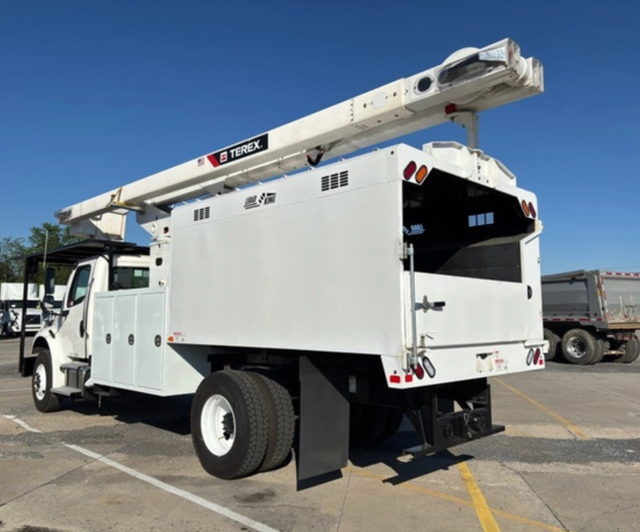 2024 Freightliner M2-106 Terex XT PRO 60/70 Bucket Truck - Photo 4