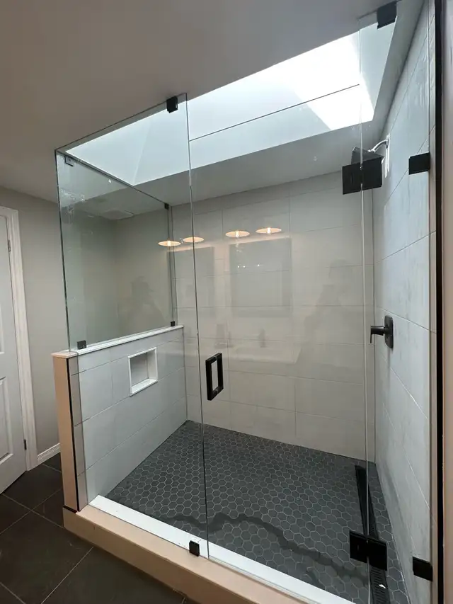 GLASS SHOWER ENCLOSURES DOORS OFFICE GLASS PARTITION RAILING ETC - Photo 10