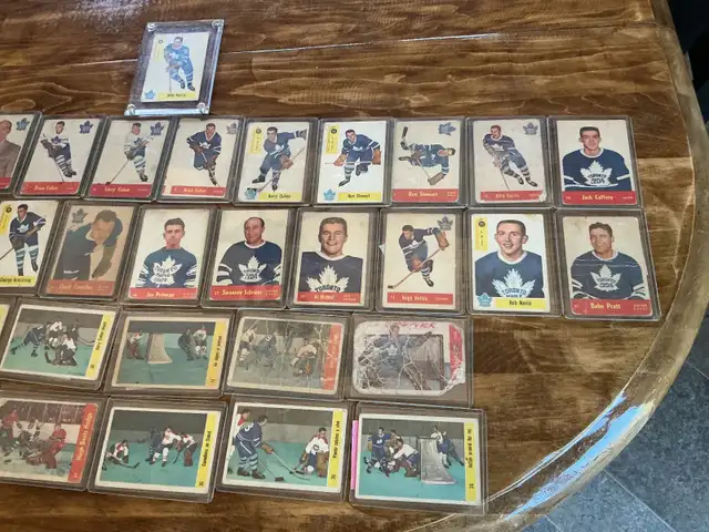 Lots o’ 1955-56-57-58 PARKHURST TORONTO MAPLE LEAFS Cards ! - Photo 8