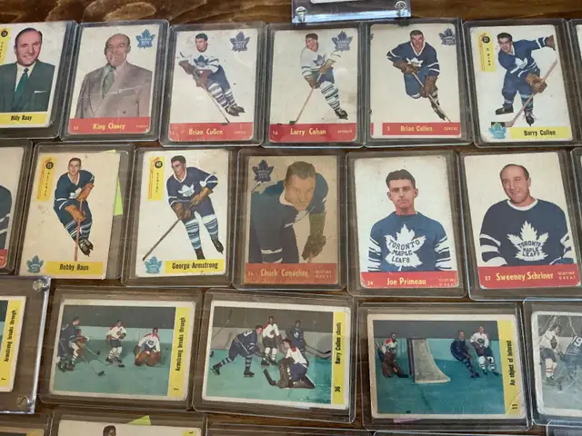 Lots o’ 1955-56-57-58 PARKHURST TORONTO MAPLE LEAFS Cards ! - Photo 9