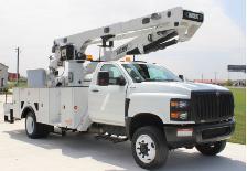 2020 International CV515 Versalift VST-52I Bucket Truck - Photo 2
