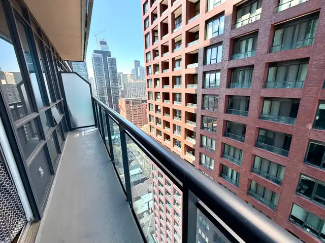 Great  1 Bedroom in The James Cooper Mansion by Tridel - Photo 12