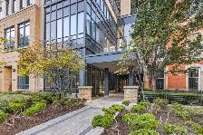 Great  1 Bedroom in The James Cooper Mansion by Tridel - Photo 17