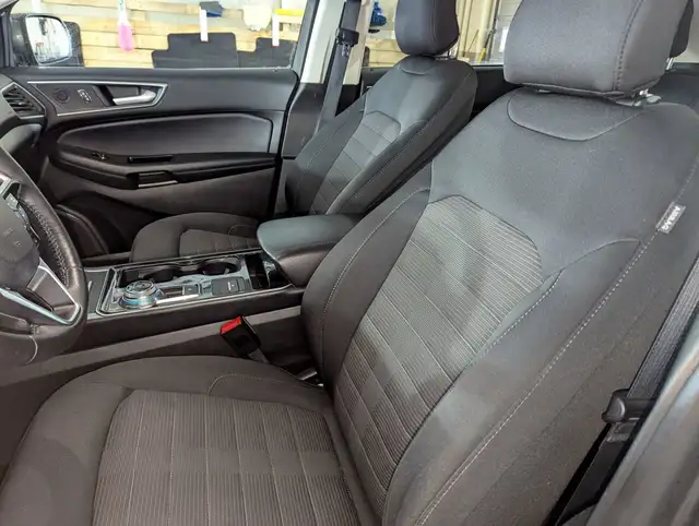 2019 Ford Edge SEL WITH NEW TIRES! - Photo 8