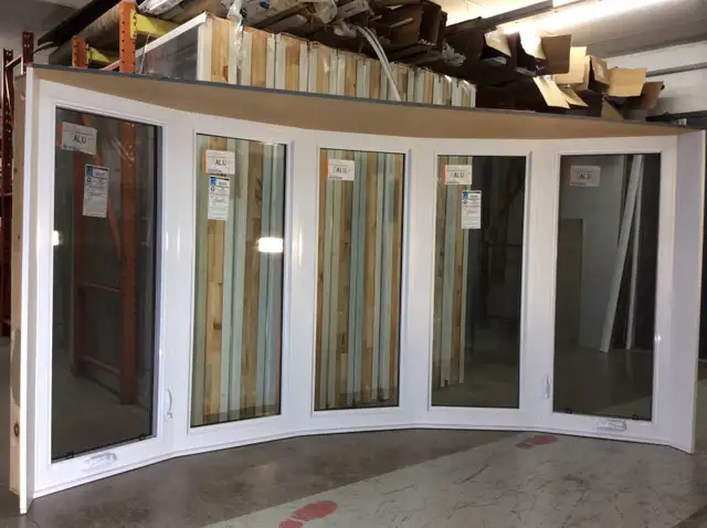 10309BWP Bay Windows PVC Walk through 121 1/4×61 1/2 - Photo 2