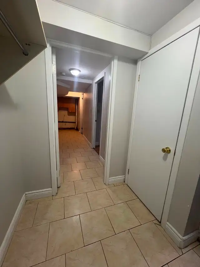 Available Immediately - Bright & Comfortable 2-Bedroom Apartment - Photo 6