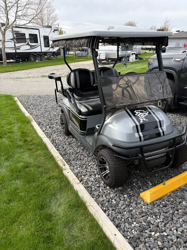 GOLF CART - Photo 2