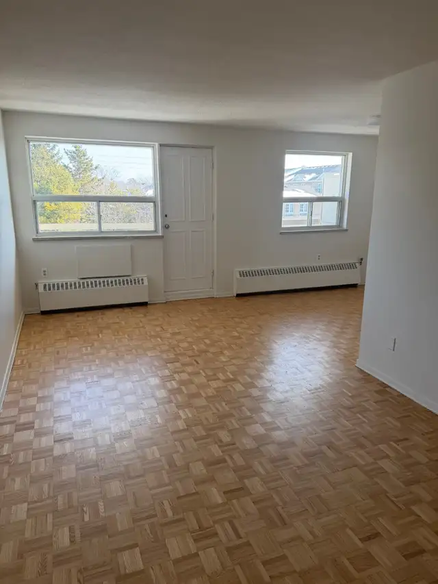 Ground floor 1 bed 1 bath apartment for rent in Stouffville - Photo 3