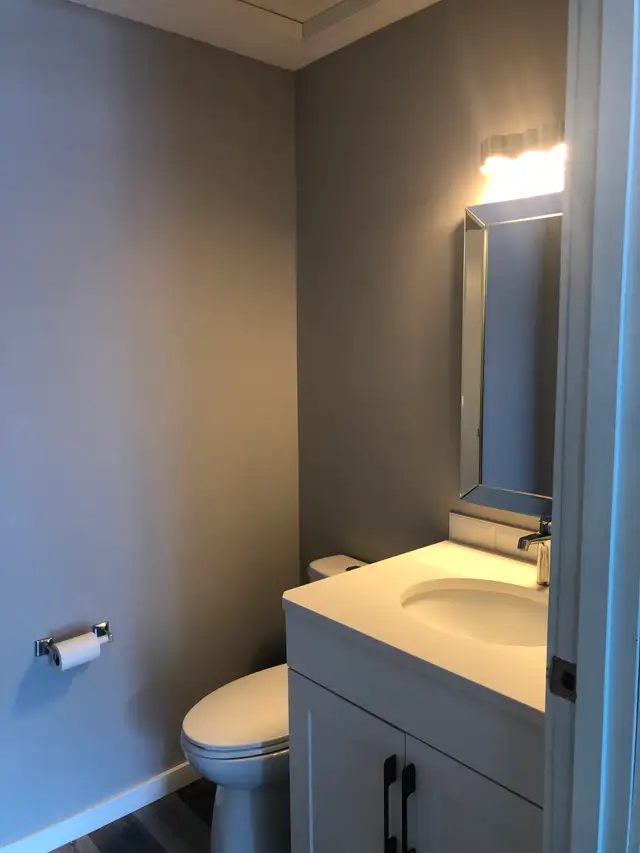 Updated 2 bed 2 bath Killarney 4-plex w/ balcony - $1895 - Photo 9