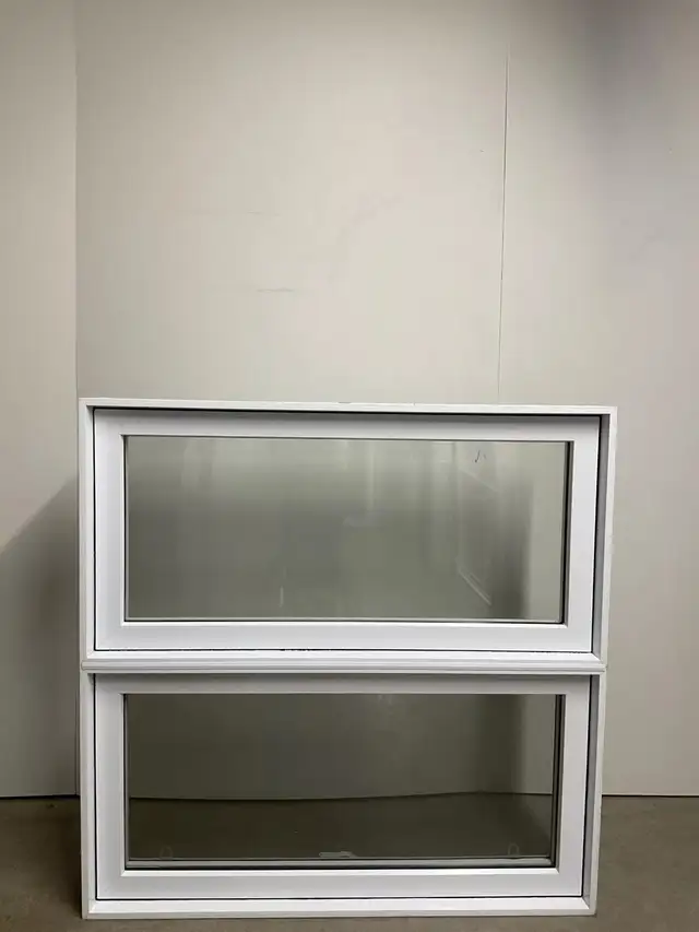 10455JBP Fenêtre Jumelée Battant PVC 2 sect 1 ouvr 45 3/4x45 3/4