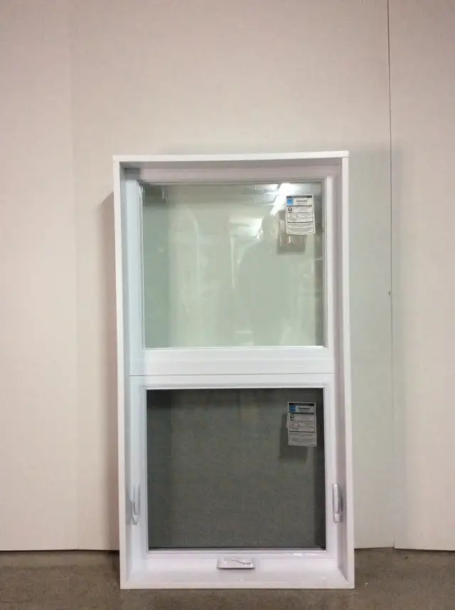 9687JAP Fenêtre Jumelée PVC   Bas  Auvent 31 1/4 x 57 3/4 - Photo 2