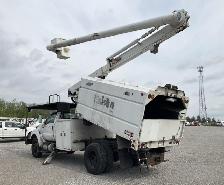 2013 Ford F750 Altec LR756 Bucket Truck - Photo 4