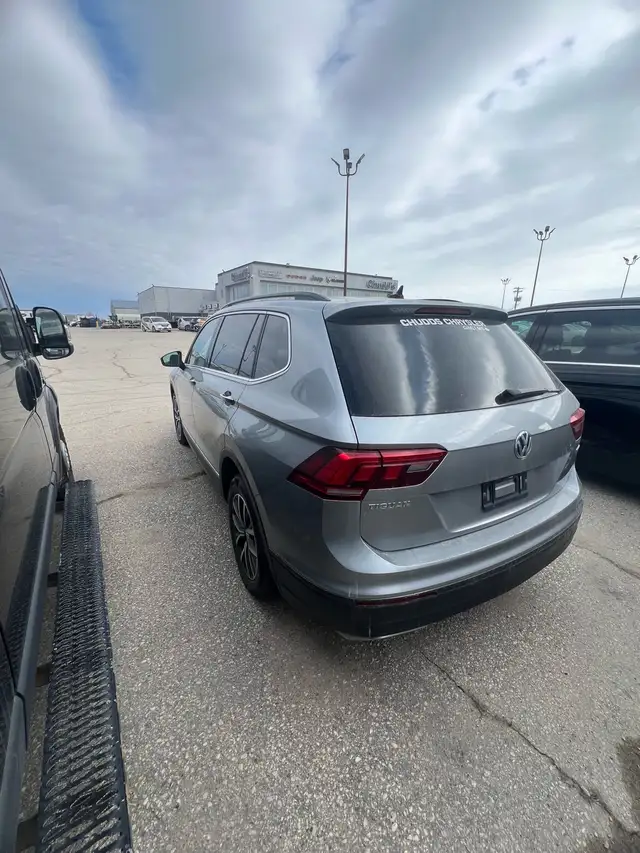 2020 VOLKSWAGEN TIGUAN - Photo 3