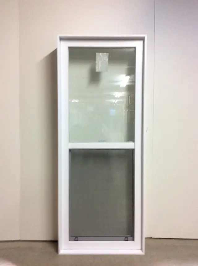 10398GP Fenêtre Guillotine PVC Blanc 1 sect 1 ouvr Simple 28x70