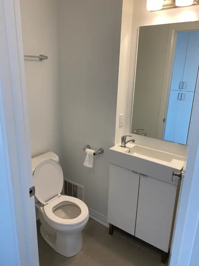 Studio UOIT OSHAWA UNIVERSITY CONDO RENT1900 Simcoe St N - Photo 8