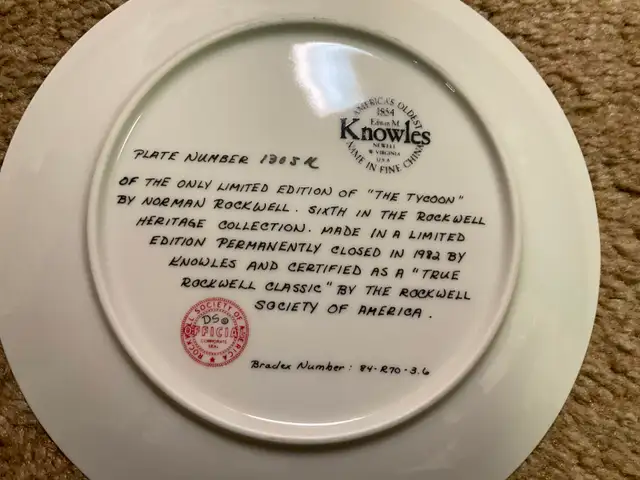 Decorative Plates - Photo 5