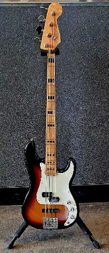 2016 FSR Deluxe Precision Bass MN (32470798)