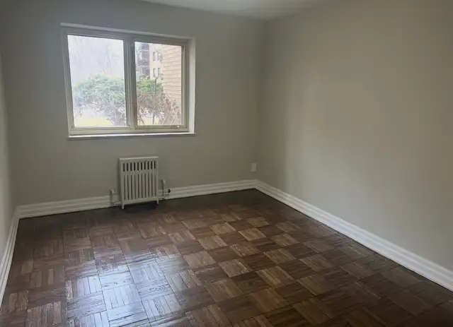 836 Roselawn Avenue ( walk to Subway ) - Photo 3