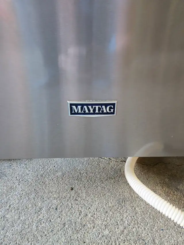 Maytag dishwasher - Photo 2