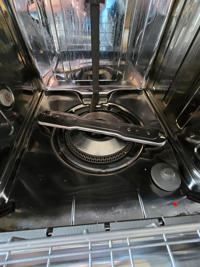 Maytag dishwasher - Photo 5