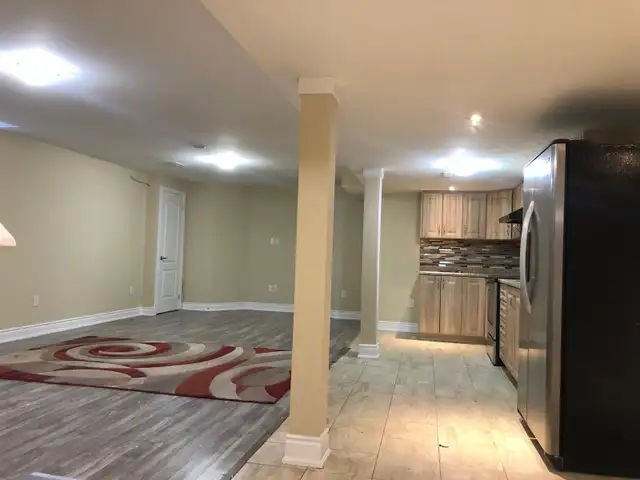 Basement apartment for rent - Photo 6