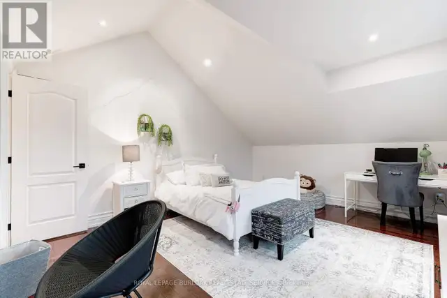 2 bedrooms available for rent in Oakville house river oaks area - Photo 8