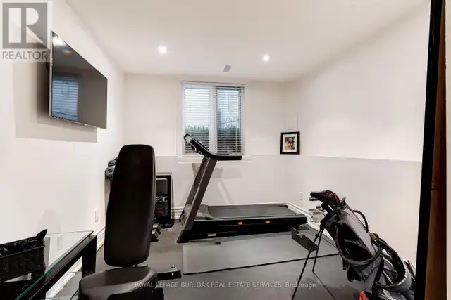 2 bedrooms available for rent in Oakville house river oaks area - Photo 9