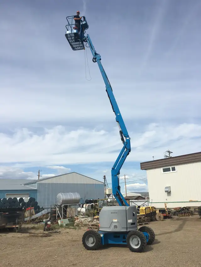 Boom Lift Articulating - Photo 3