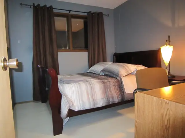 Fully Furnished Room $500.00/month Black Diamond - Utls/Int Incl
