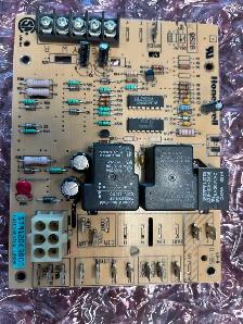 NEW OEM HONEYWELL CIRCUIT BOARD