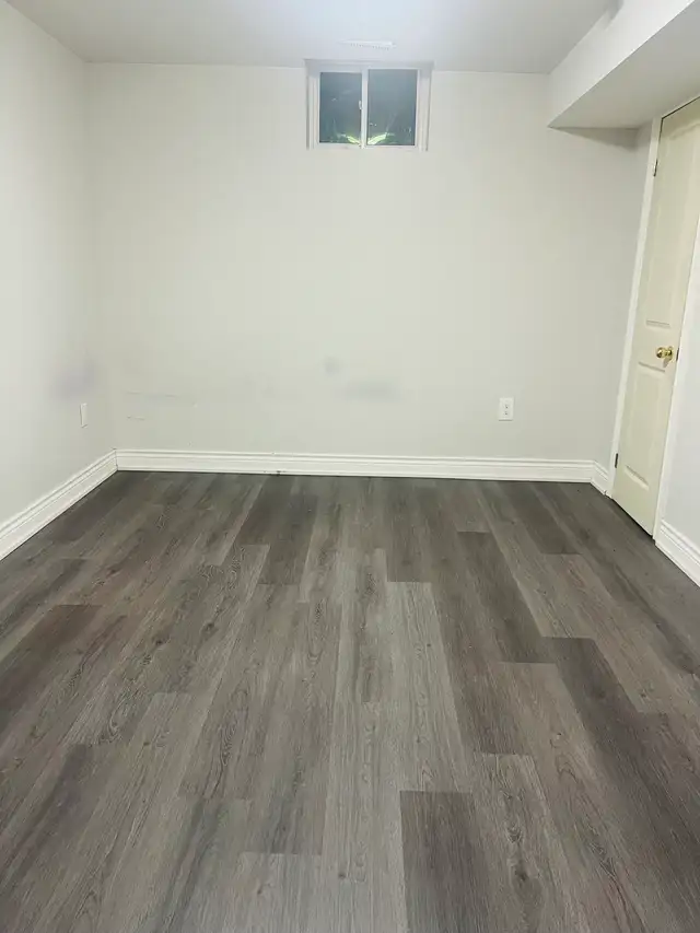 2 BEDROOM BASEMENT FOR RENT - Photo 6