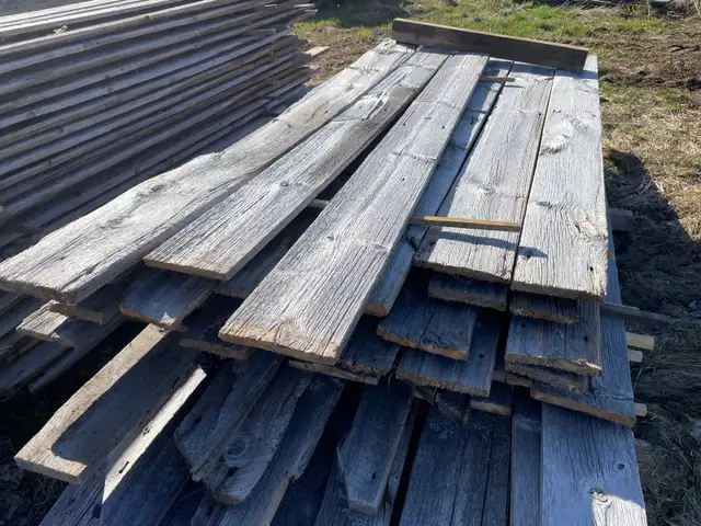 Old Barn Boards - Photo 2