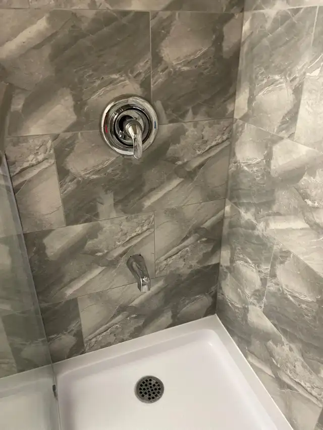 Walkout Basement for rent, Brampton - Sandalwood Pwky & Torbram - Photo 9